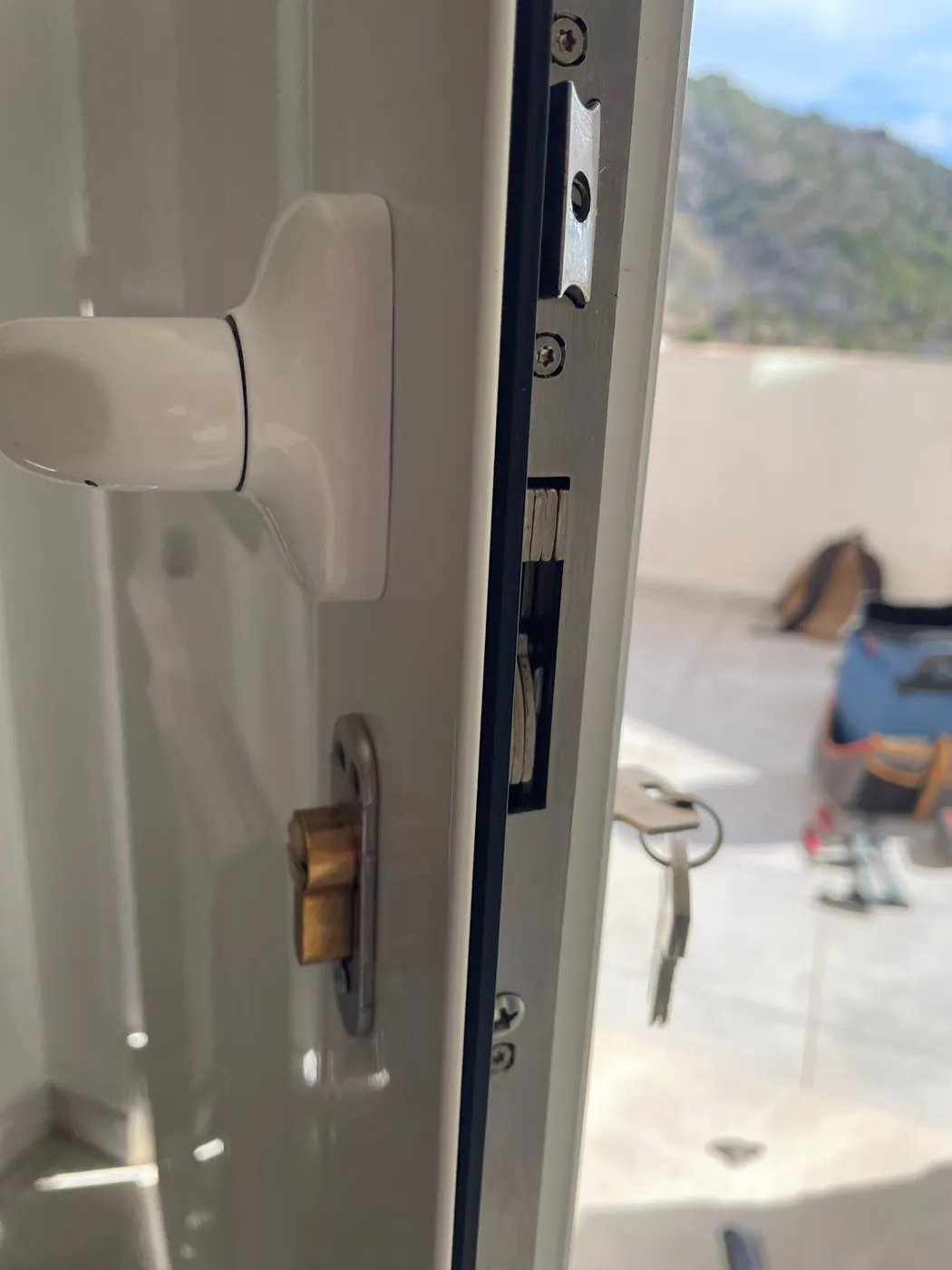 Cerradura multipunto de alta seguridad